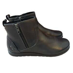 Taos Select Black Leather Boots Size 7.5 NEW